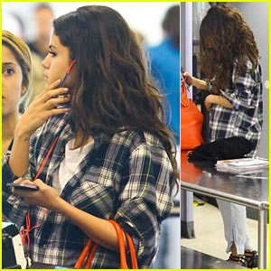 Selena Gomez Jets Off After Hanging Out with Justin Bieber in Miami!